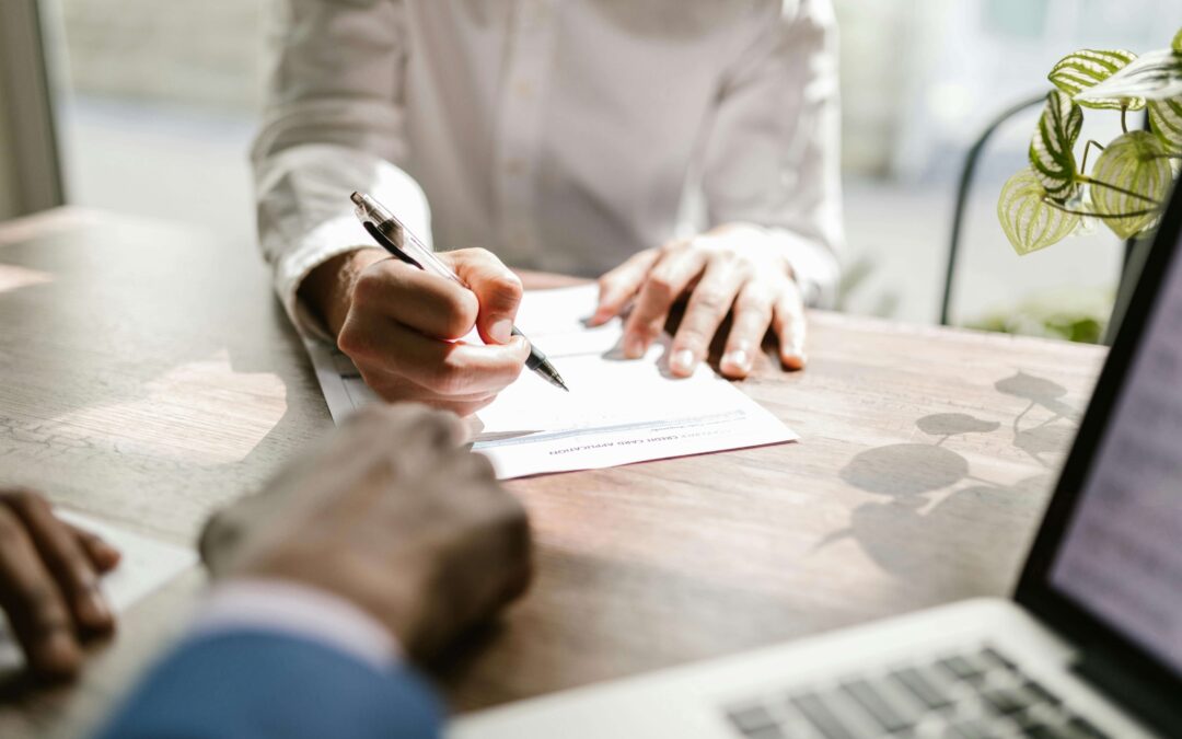 Write a Job Description That Attracts the Right Fit